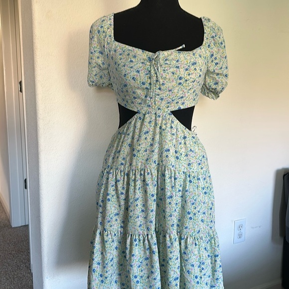 Nwot Lush Blue and White Sleeveless Sundress - Picture 2 of 4